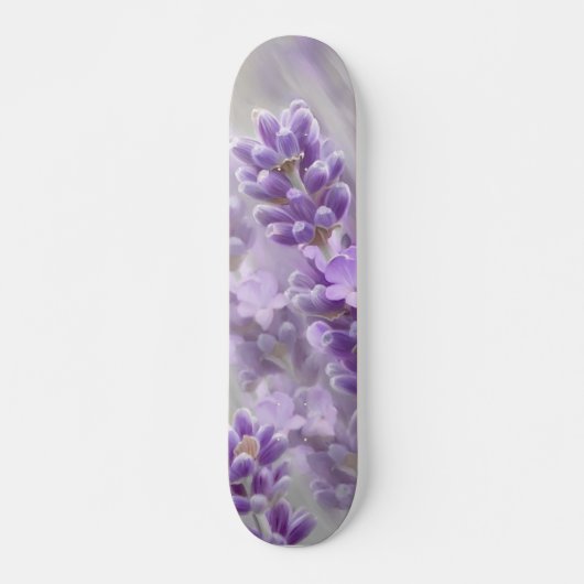 Lavendelträume Skateboard (Vorne)