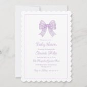 Lavender Bow Grandmillennial Preppy Baby Showroom Einladung (Vorderseite)