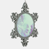 Lavender Broadleaf Mist Schneeflocken Zinn-Ornament (Links)