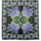 Lavender Clematis Blume in Trellis Duschvorhang (Vorderseite)