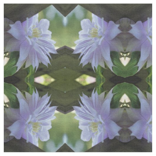 Lavender Clematis Blume in Trellis Stoff (Nahaufnahme)