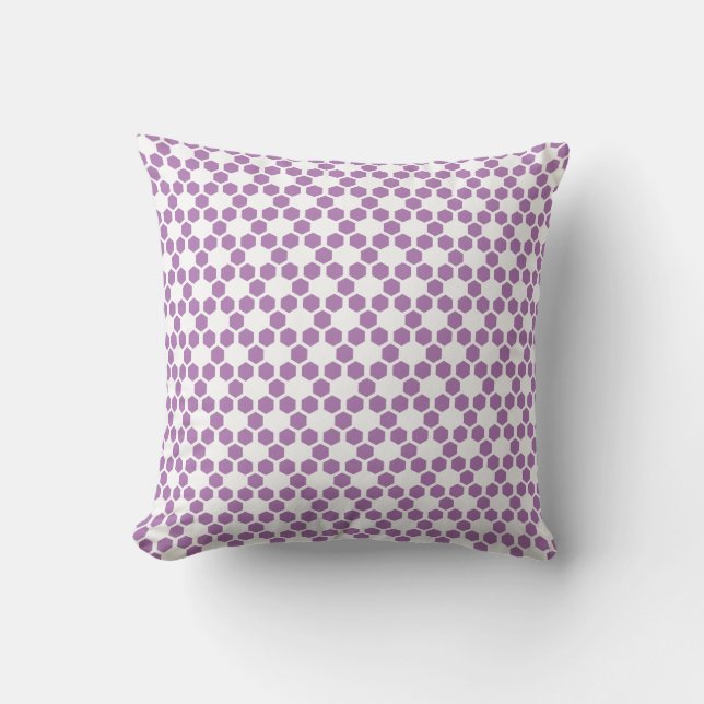 Lavender Lila White Geometric Hexagon Muster Kissen (Vorderseite)