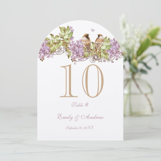 Lavender Lilac Love Bird Wedding Tischnummer Card (Stehend Vorderseite)