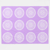 Lavender Mandala Fleecedecke (Vorderseite (Horizontal))