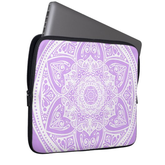 Lavender Mandala Laptopschutzhülle (Vorne Rechts)