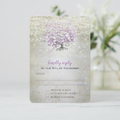 Lavender Märchenleuchten und Stars Hochzeit RSVP Karte (Stehend Vorderseite)