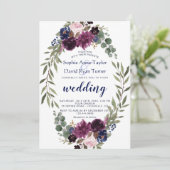 Lavender Navy Blumenblume Hochzeit Einladung (Stehend Vorderseite)