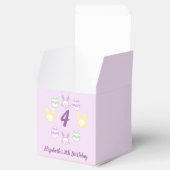 Lavender Oster 4. Geburtstag Geschenkschachtel (Geöffnet)