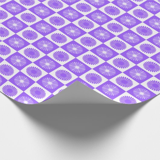Lavender Purple Floral Pattern Geschenkpapier (Ecke)