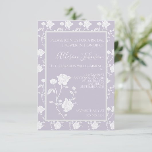 Lavender Rose Bridal Dusche Einladung (Stehend Vorderseite)
