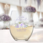 Lavender Rose Bridesmaid Trauzeugin Geschenk Weinglas Ohne Stiel<br><div class="desc">Dieses Set ist die perfekte Wahl, um den Hochzeitsjungfrauen und der Trauzeugin zu danken. Das schöne schicke boho-Design besticht durch ein handgemaltes Bouquet mit Aquarellfarben und Blüten in Lavendeltönen, Lilien und staubigen lila Tönen, Eukalyptus-Sprigs und Gartengrün. Ihr Name & Titel erscheint in elegantem Schriftzeichen mit den Namen des Paares und...</div>