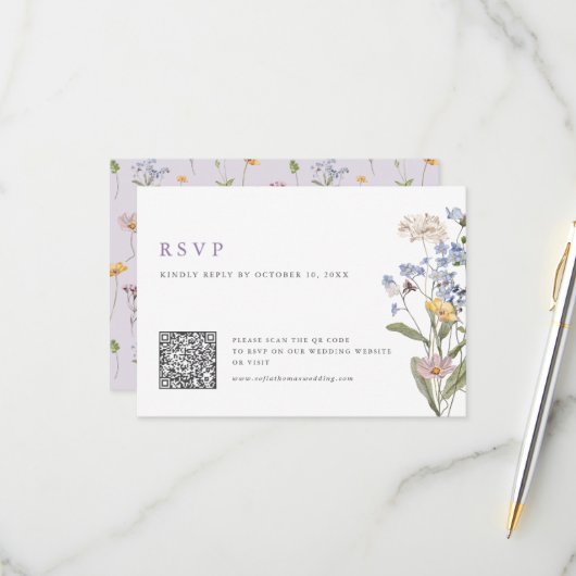 Lavender Spring Wildflower Meadow Wedding QR Code RSVP Karte (Vorderseite/Rückseite Beispiel)