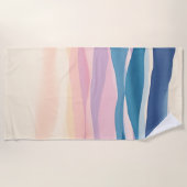 Lavender Tide Fluid Abstrakte Küste Strandtuch (Vorderseite)