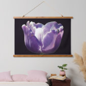 Lavender Tulip With Tiny Bee Close Up  Wandteppich Mit Holzrahmen (Schlafzimmer)