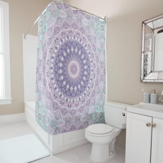 Lavender und Lilac Mandala Pattern Duschvorhang (Beispiel)