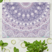 Lavender und Lilac Mandala Pattern Geschirrtuch (Gefaltet)