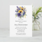 Lavender und Sonnenblumen Bridesmaid Luncheon Einladung (Stehend Vorderseite)