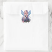 Lavender Whisper Fairy Illustration Quadratischer Aufkleber (Tasche)