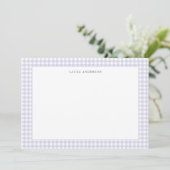 Lavender & white Personalisiert Gingham flach Dankeskarte (Stehend Vorderseite)