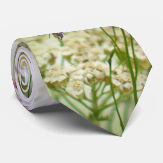 Lavender Wild Blume Krawatte Männer (Gerollt)