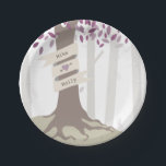 Lavender Woodland Wedding Pappteller<br><div class="desc">Teller mit einer Abbildung eines Baumes mit in Banner ummanteltem Kofferraum. Blätter sind Lavendel. Personalisieren mit Namen. Suchen Sie nach passenden Hochzeitseinladungen und mehr in Jill's Paperie.</div>