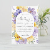 Lavender Yellow Lilac Floral Monogram Wedding Einladung (Stehend Vorderseite)