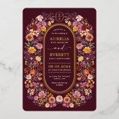 Lavish Burgundy Wildblumen Monogram Wappen Wedding Folieneinladung (Vorderseite)