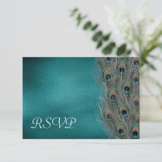 Lavish Peacock Feathers Wedding RSVP Response Card (Stehend Vorderseite)