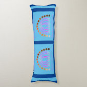 Lavishiauf den Schattierungen einer Prinzessin, di Seitenschläferkissen (Vorderseite Vertikal)