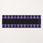Lavishishon Monogram Lila Pipe Edging Yogamatte (Vorderseite (Horizontal))