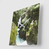 Lawinenschlucht II am Glacier-Nationalpark Quadratische Wanduhr (Winkel)