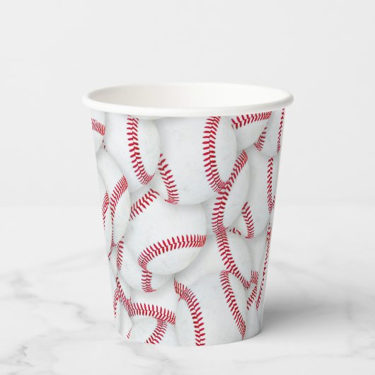 Layered Baseballs Muster Geburtstag Pappbecher (Rückseite)