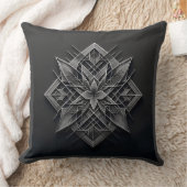 Layered Filigree Bloom Kissen (Decke)