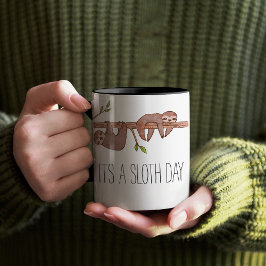 Lazy Baby Sloths auf Treebranch Tasse