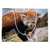 Lazy kleine rote Panda Große Geschenktüte (Rückseite)