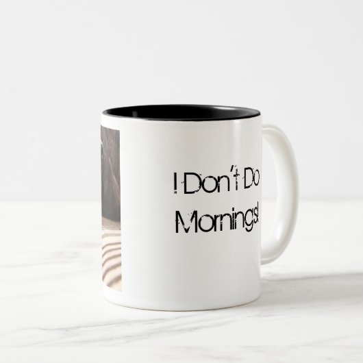 Lazy Lurcher Zweifarbige Tasse (VorderseiteRechts)