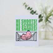 Lazy Napping in einem Fußballziel Postkarte (Stehend Vorderseite)