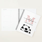 Lazy Panda Blush Pink Schwarz-weiße Monogram Scrip Planer (Anzeige)