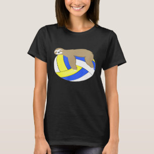 Lazy Sloth schläft auf einem Volleyballball T-Shirt