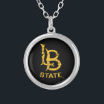 LB-Staat beeinträchtigt Versilberte Kette<br><div class="desc">Karo aus diesen California Staat University Long Beach Designs! Zeigen Sie Ihren kalifornischen Staatsstolz mit diesen neuen Universitätsprodukten. Diese machen die perfekten Geschenke für den Long Beach Student, Alumni, Familie, Freund oder Fan in Ihrem Leben. Alle diese Zazzle Produkte sind mit Ihrem Namen, Klassenzimmer oder Club individuell einstellbar. Geh Long...</div>