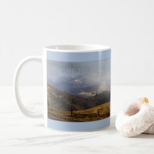 Le Hohneck, Mountain View, Vogesen, Frankreich Kaffeetasse (Mit Donut)