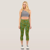 Leaf-Muster für Olive Green Capri Leggings (Vorderseite)