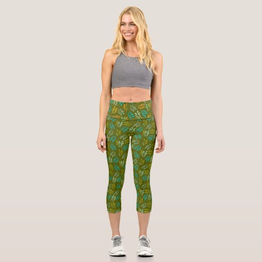 Leaf-Muster für Olive Green Capri Leggings (Vorderseite)