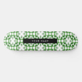 Leaf-Muster, grüne Blätter, Ihr Name Skateboard (Horizontal)