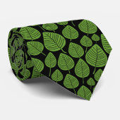 Leaf Pattern 02 - Avocado Green on Black Krawatte (Gerollt)