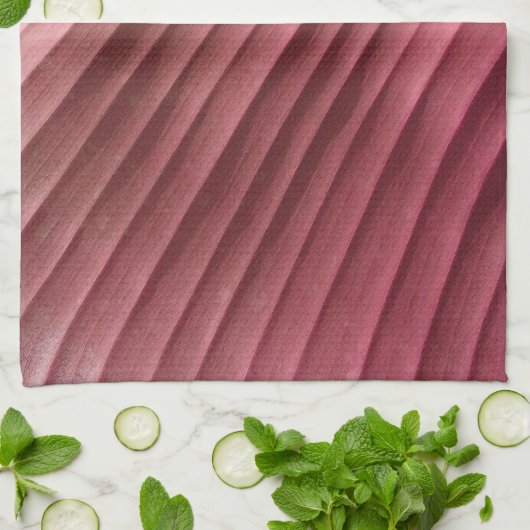 Leaf Red Diagonal Handtuch (Gefaltet)