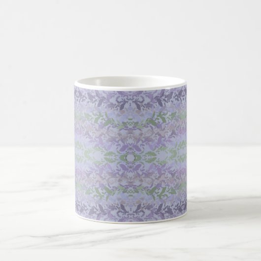 Leafy Creeping Vine Drawing Pattern With Pastels Kaffeetasse (Mittel)