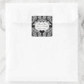 Leafy Damask white auf schwarzer Gastgeschenk Hoch Quadratischer Aufkleber (Tasche)