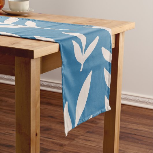 Leafy Elegance Großer Tischläufer (Beispiel)
