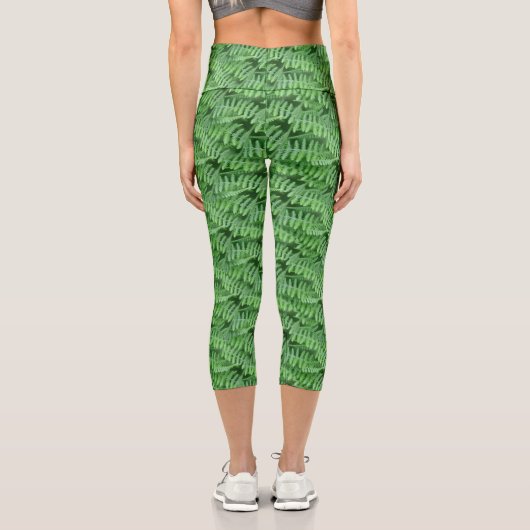Leafy Green Ferns Nature Pattern Capri Leggings (Rückseite)